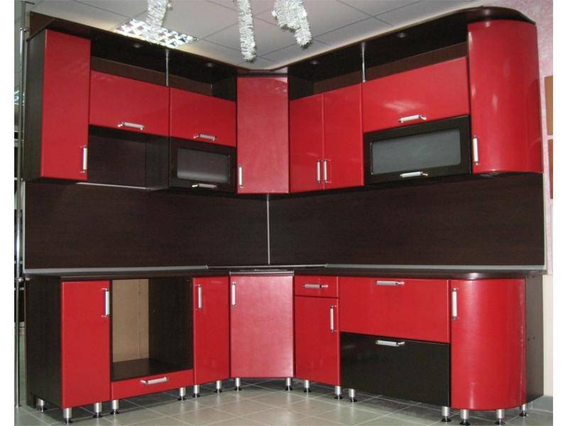угловая красная кухня в Архангельске