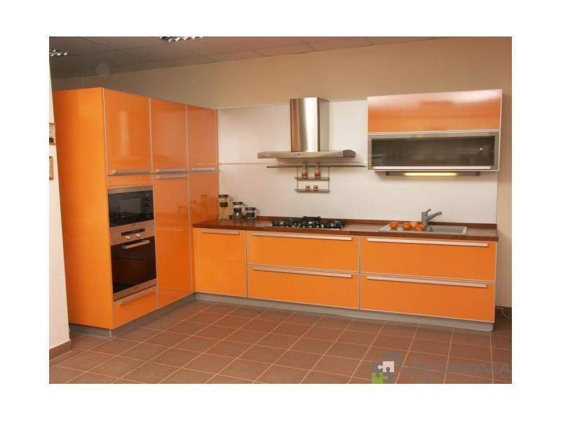угловая кухня модерн 020 в Архангельске