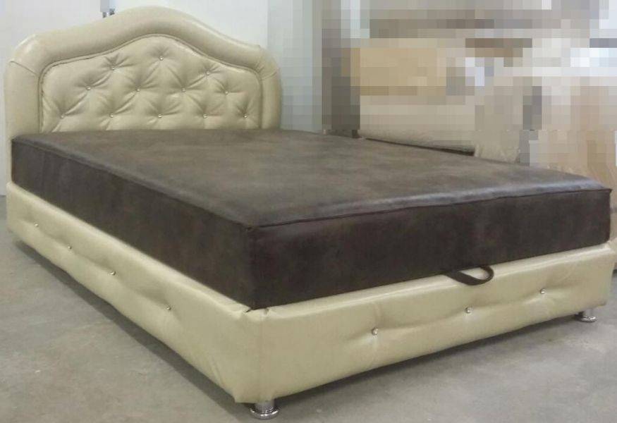 мягкая кровать с утяжками в Архангельске