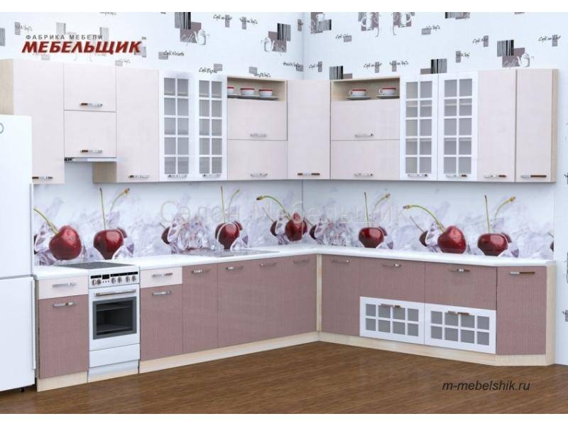 кухонныый гарнитур с пластиковыми фасадами в Архангельске