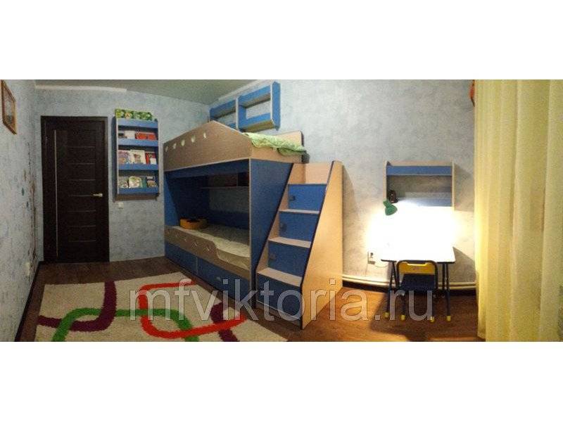 двухэтажная кровать с полками в Архангельске