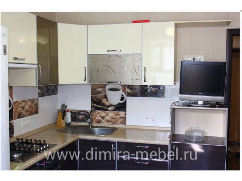 угловая кухня пластик в Архангельске