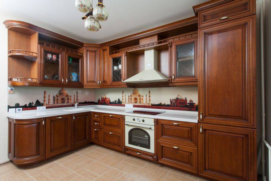 классическая угловая кухня бифиния в Архангельске