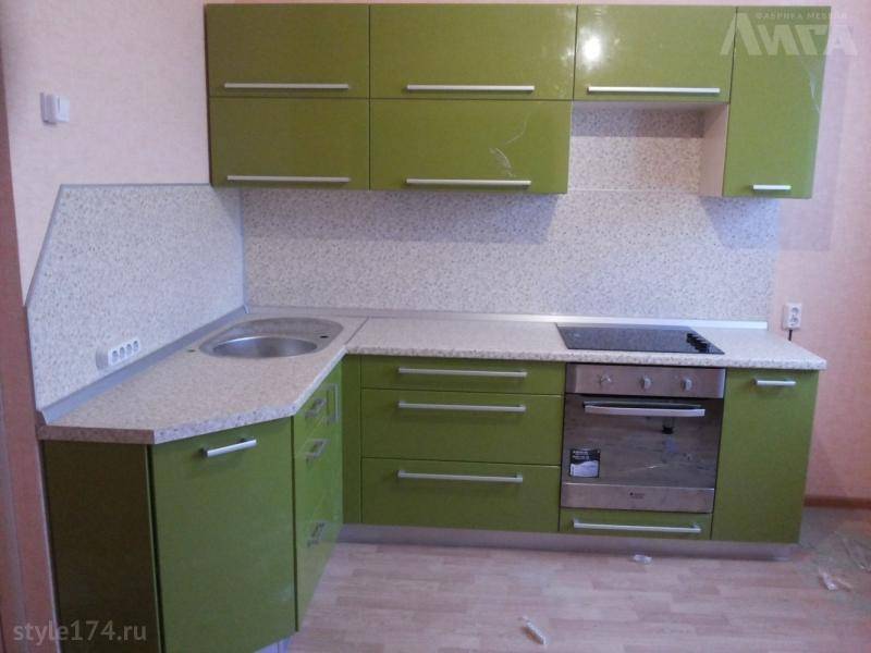 кухонный гарнитур угловой в Архангельске