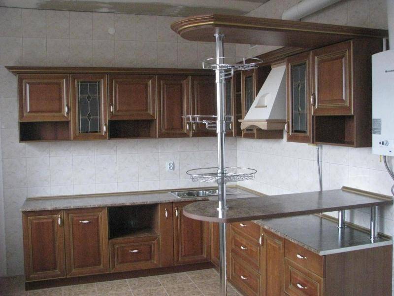 кухня угловая с барной стойкой в Архангельске