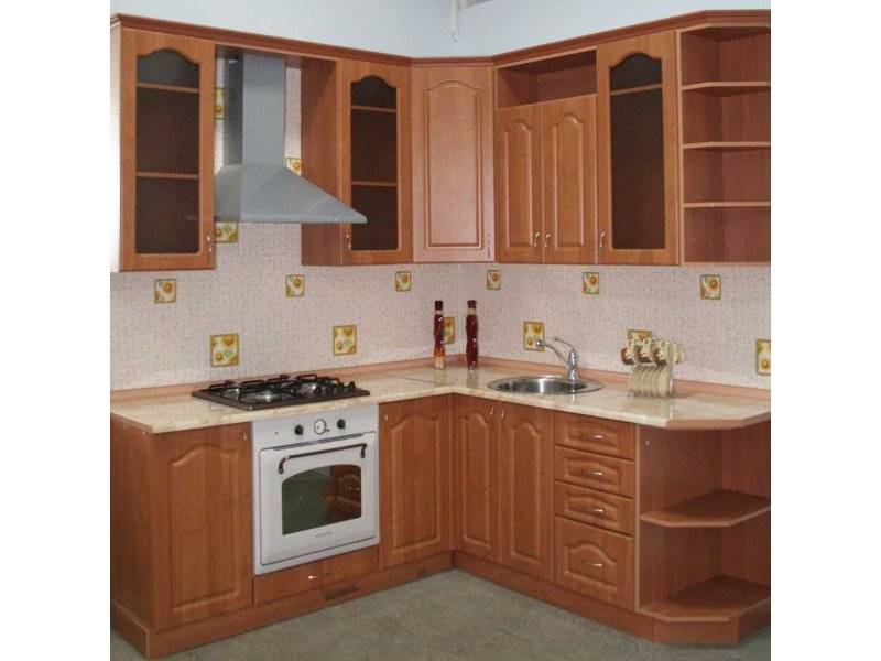 угловая кухня в Архангельске