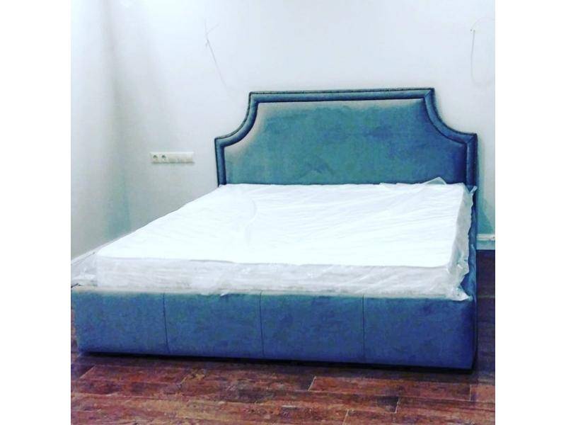 двуспальная кровать в Архангельске