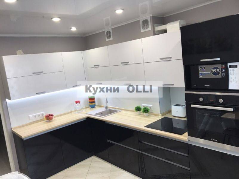 современная угловая кухня в Архангельске