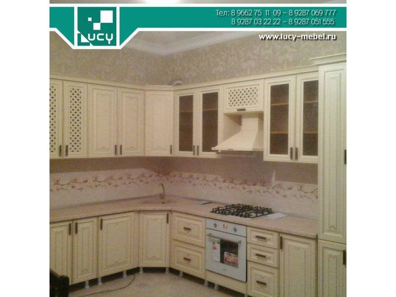 большая угловая кухня в Архангельске