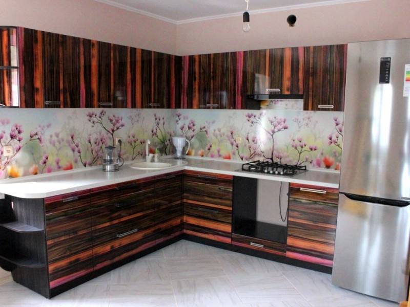угловая кухня в Архангельске