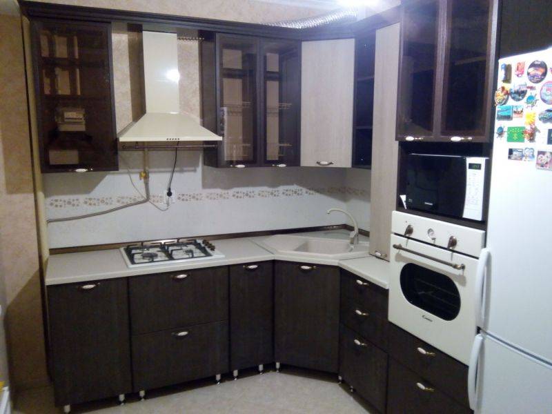 угловая кухня в Архангельске