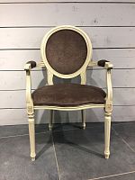 кресло с овальной спинкой «медальон», фасад слоновая кость антик, ткань velvet lux 53 в Архангельске